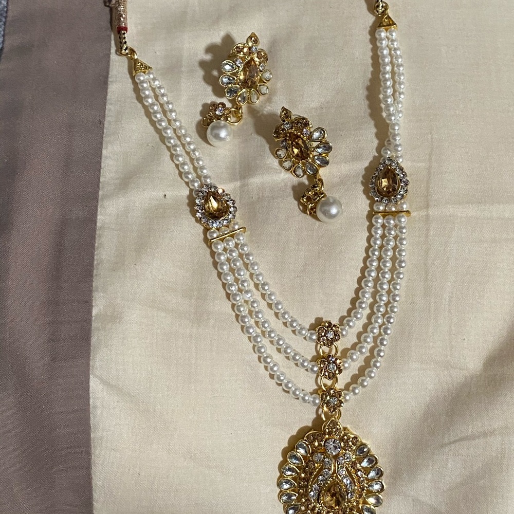 Indian jewelry